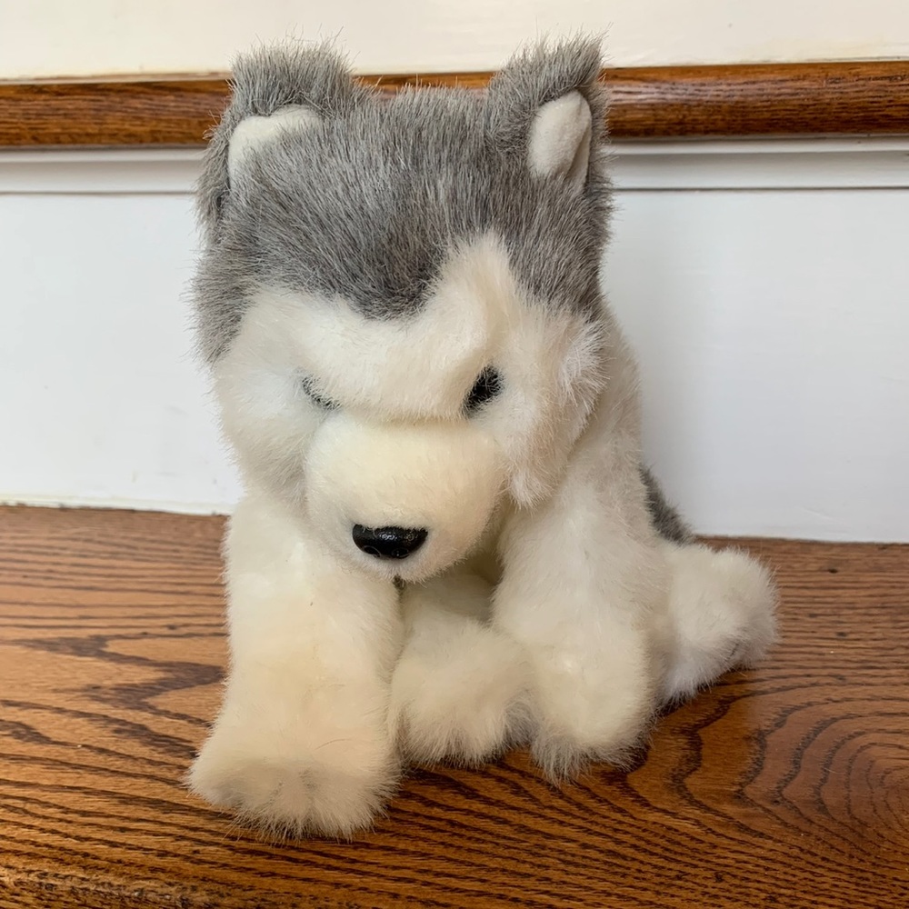 Item TY Retired Classic Plush Husky Dog Dakota